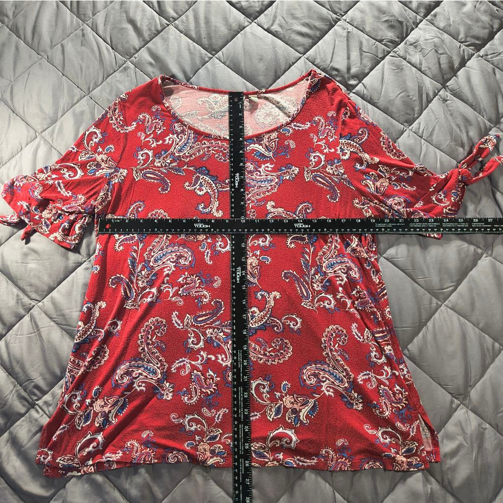 (L) Women's Cato (Est. 1946) Red Paisley Print Three-quarter Tie Sleeve Tunic